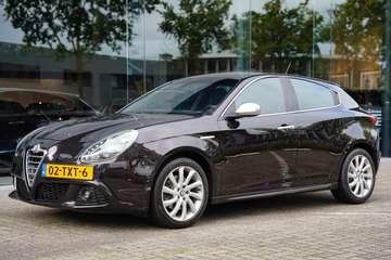 1.4 T Distinctive / NL - AUTO / DEALER ONDERHOUDEN