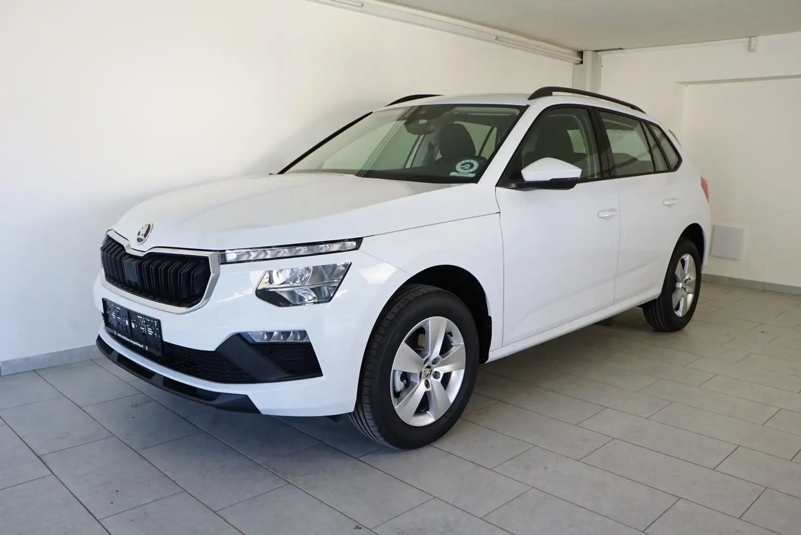 Skoda Kamiq Essence TSI Weiß - 1