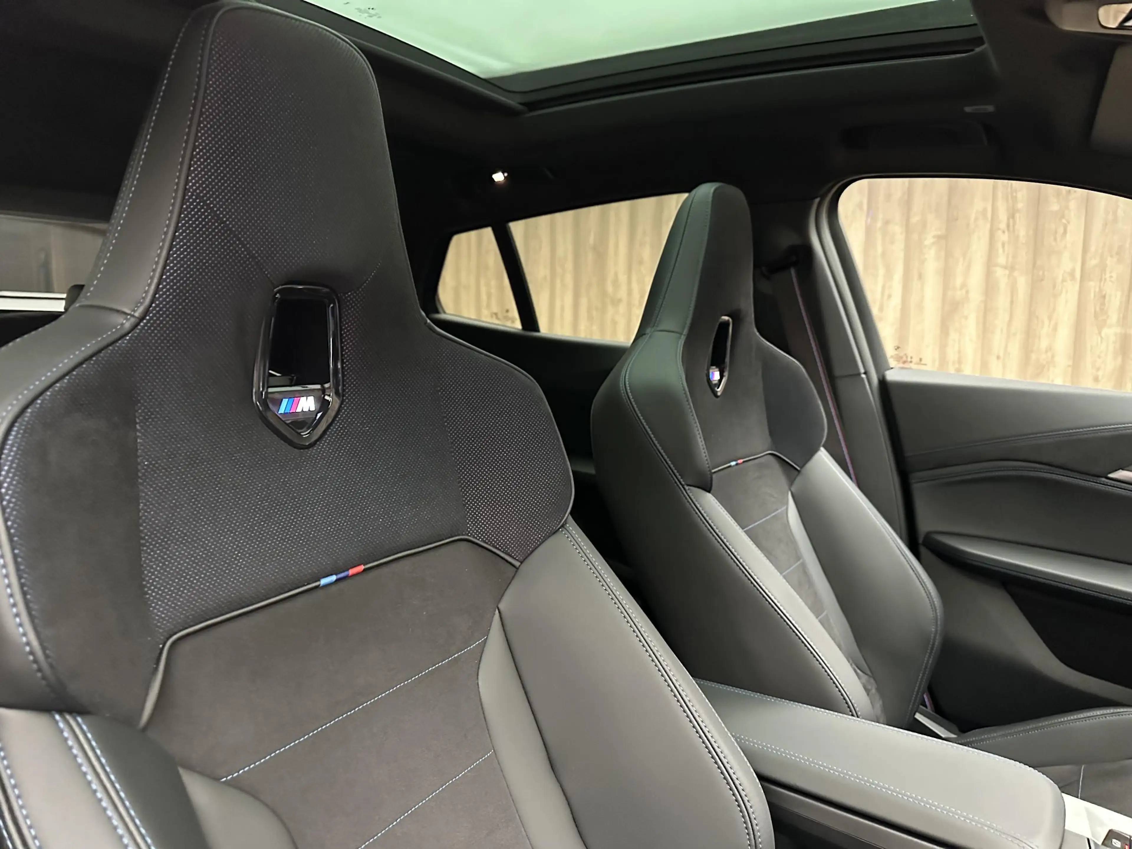 BMW X2 M35i xDrive Pano| Harman Kardon| 360 camera — photo 32