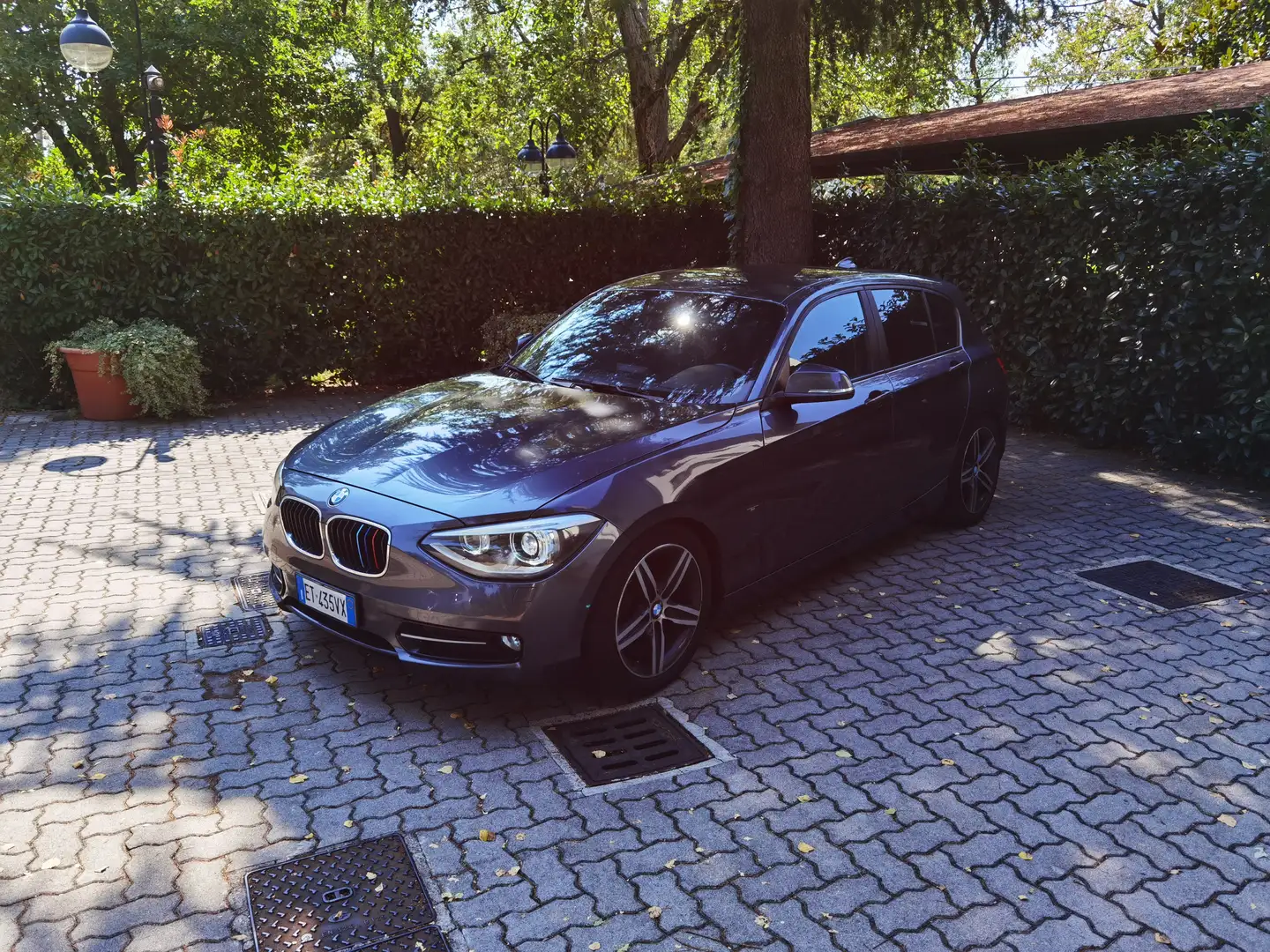 BMW 118 d 5p Sport Auto--Leggi bene-- Grijs - 1