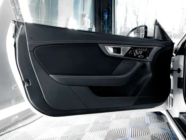 Jaguar F-Type F-Type R 5.0 V8 Supercharged essence