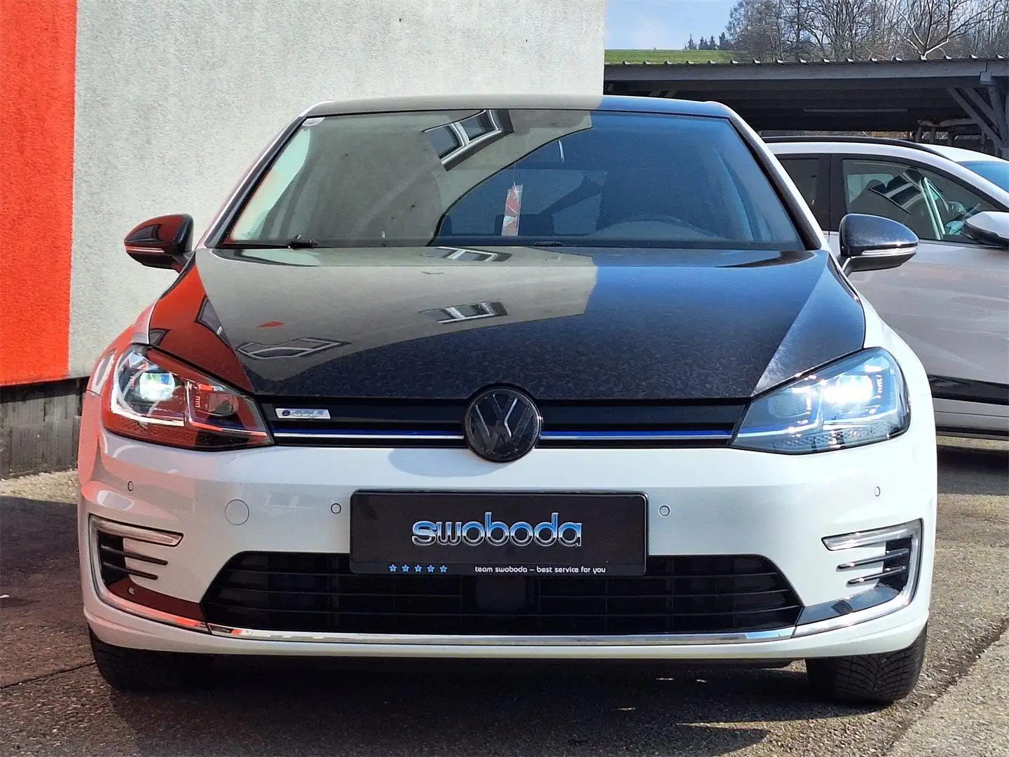 Volkswagen Golf e- Weiß - 2