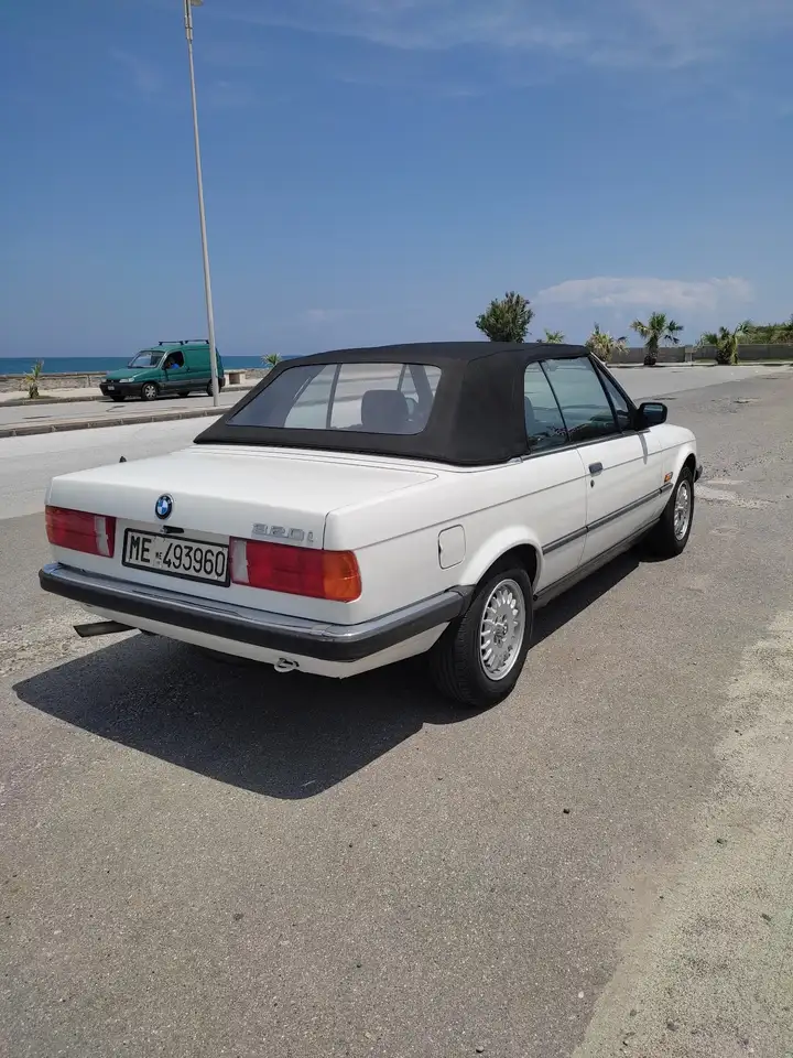 BMW 320i Cabrio L, foto 8