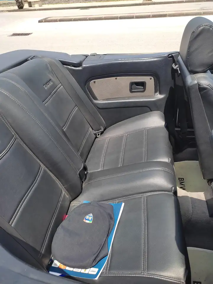 BMW 320i Cabrio L, foto 3