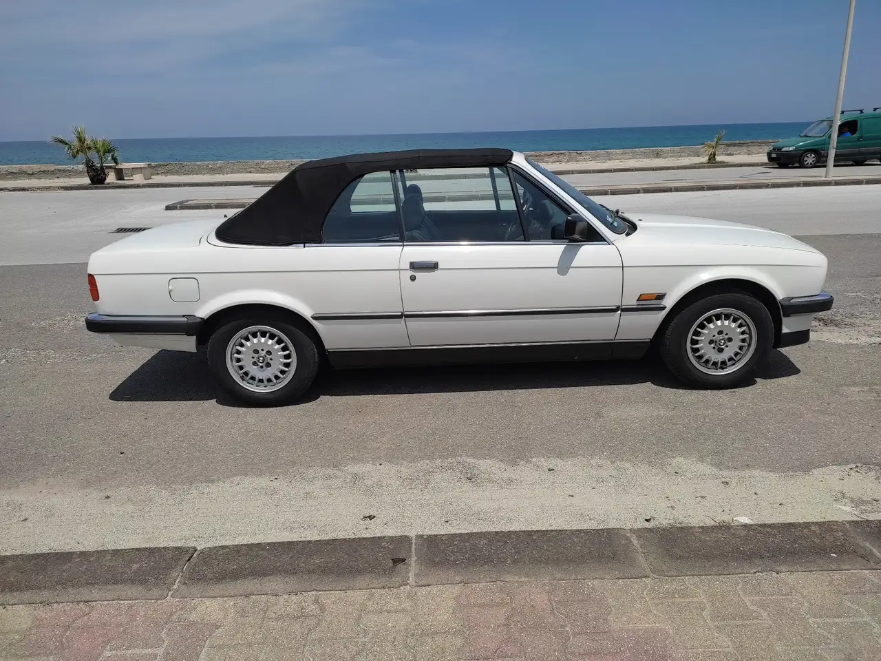 BMW 320i Cabrio L, foto 7