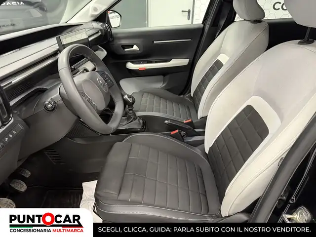 Citroen C3 view 11