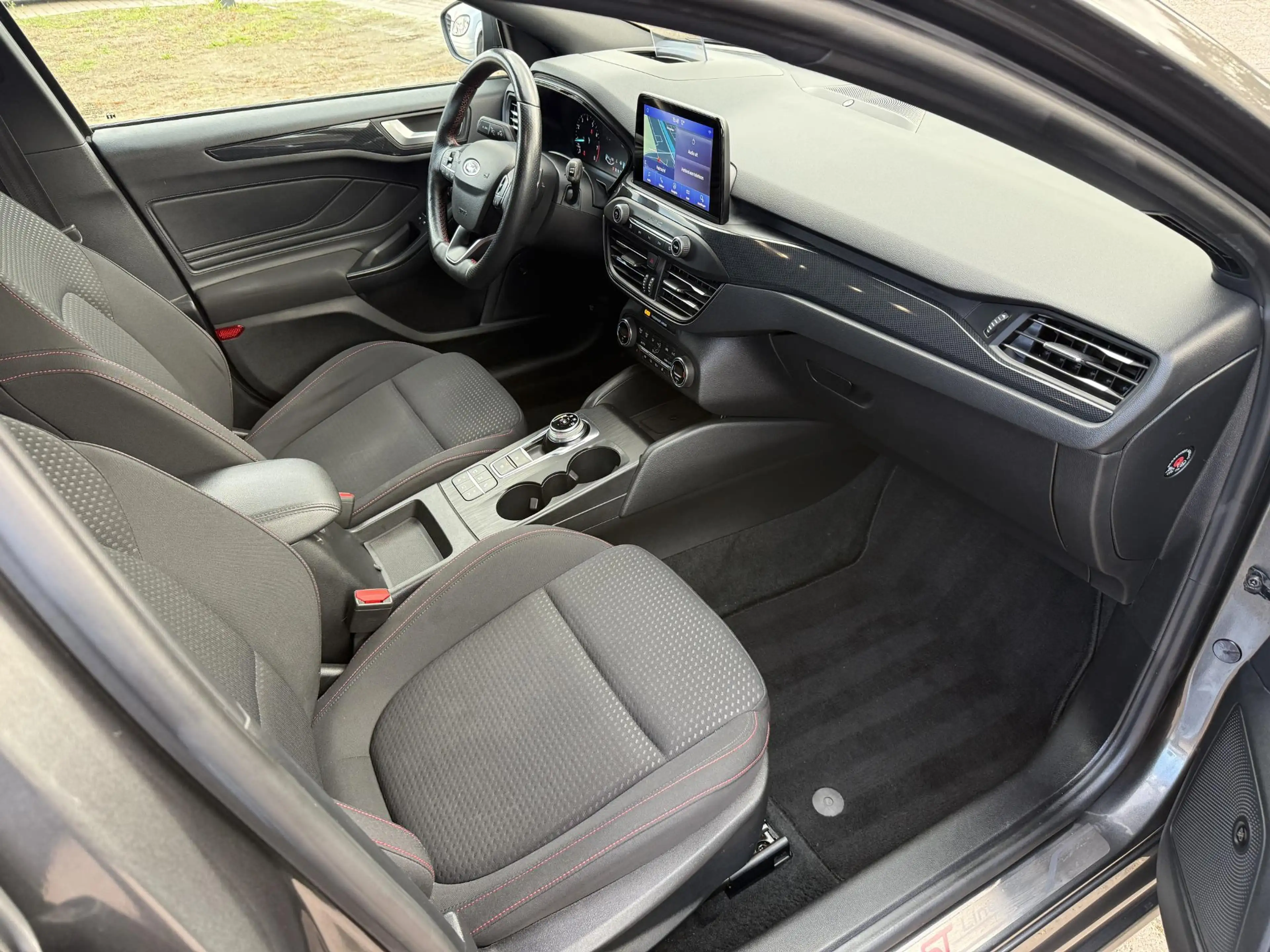 Ford Focus 1.0 EcoBoost ST-Line * Carplay * Automaat * Garant — photo 10