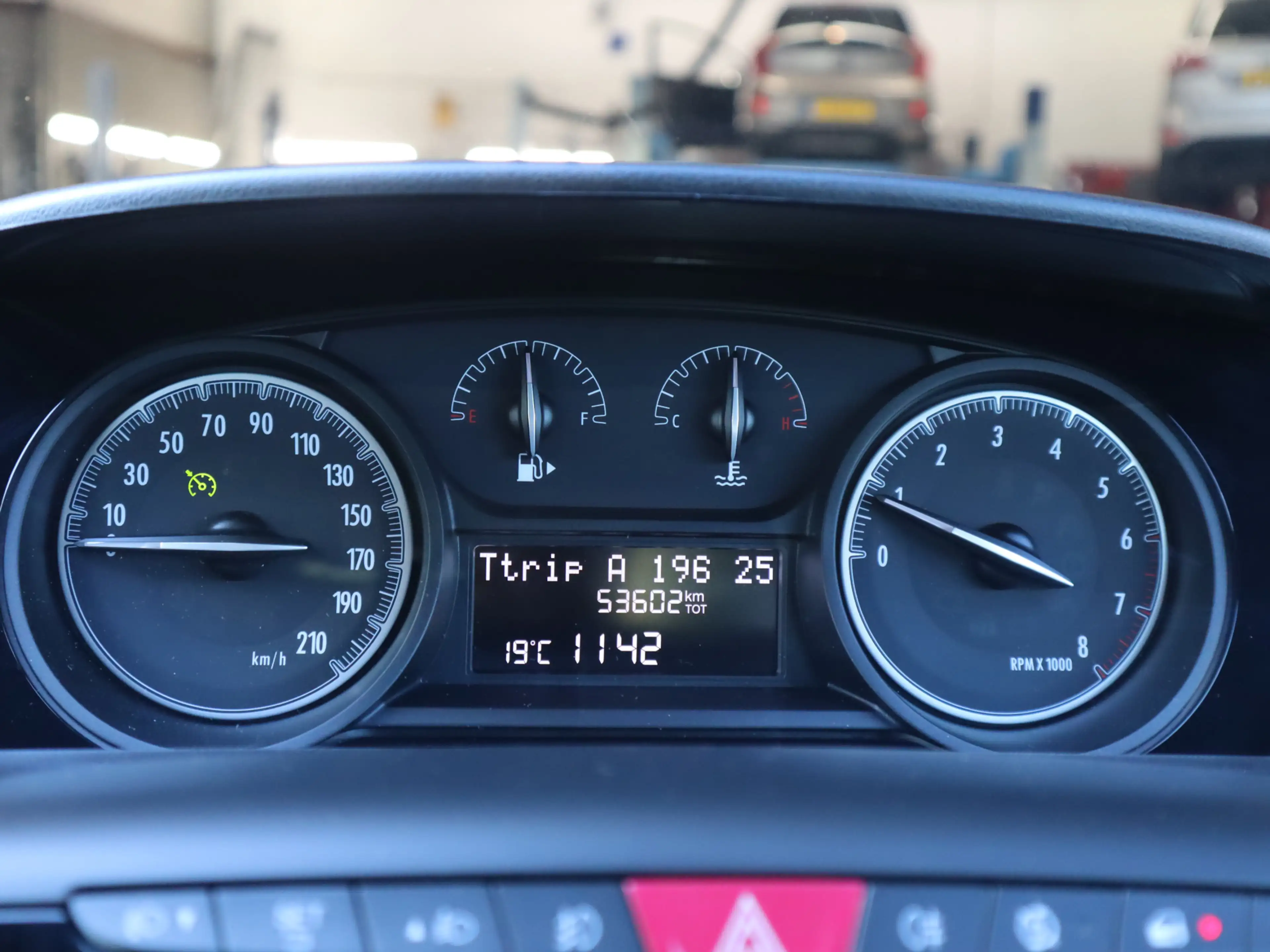 Lancia Ypsilon 1.2 Opening Edition / Navi / Cruise / Eerste eigen — photo 9