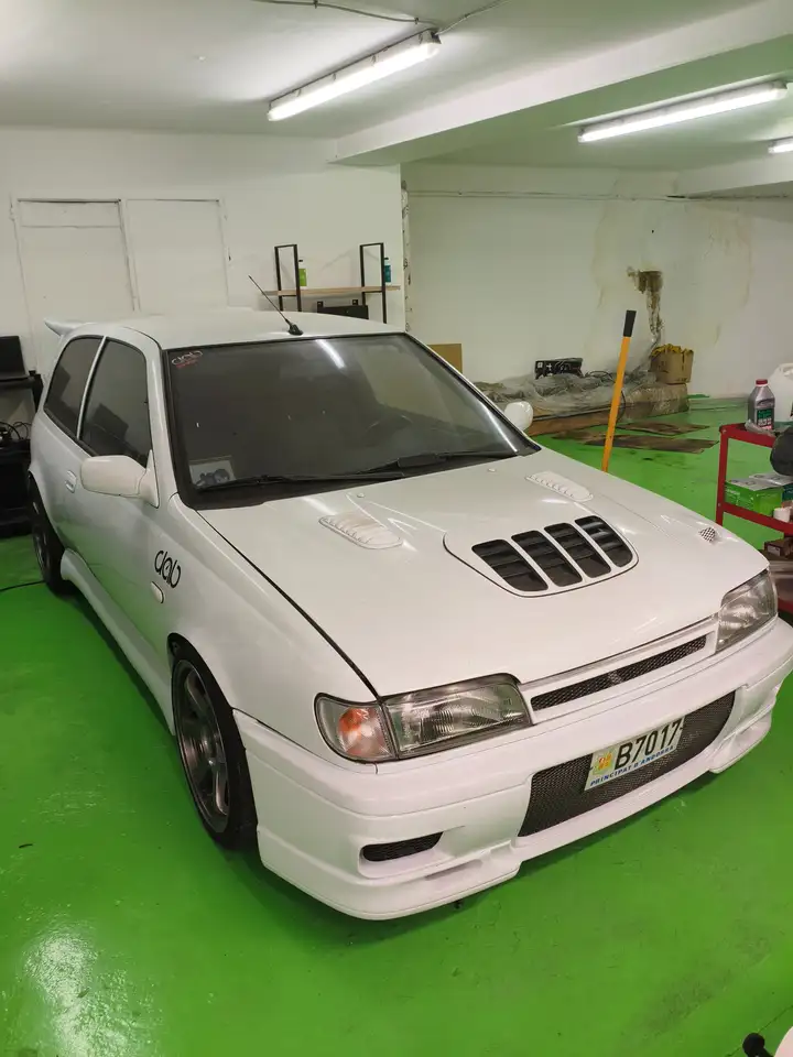 Nissan Sunny 2.0 16v GTI A.A., foto 2