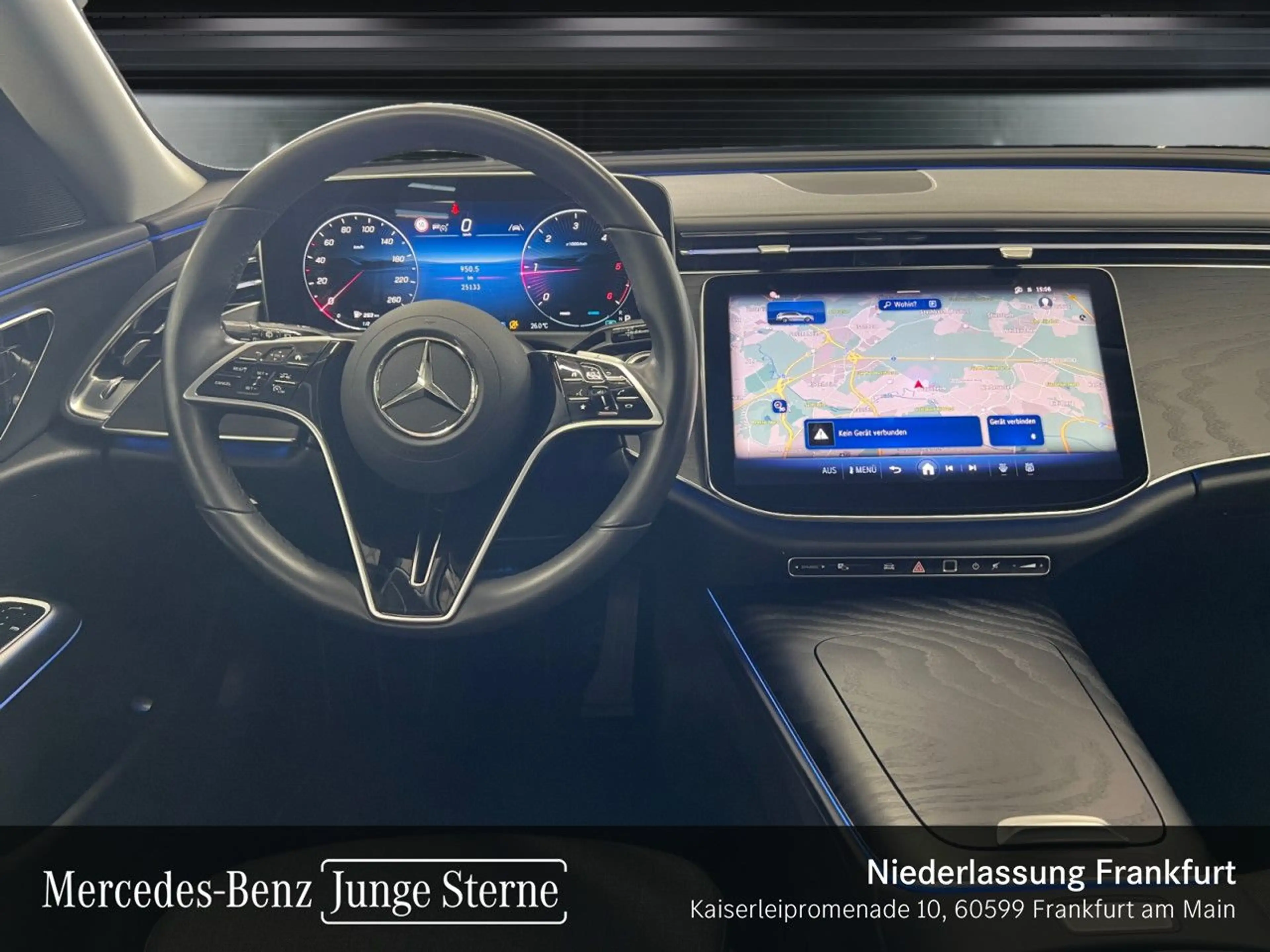 Mercedes-Benz E 220 d T Avantgarde Distr+ LED AHK Kamera PTS 9G — photo 13