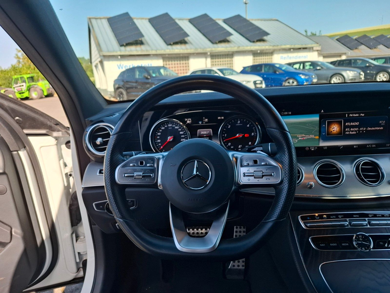 Mercedes-Benz E 400 d T 4Matic AMG Line AIRMATIC NIGHT 19"ALU — photo 11