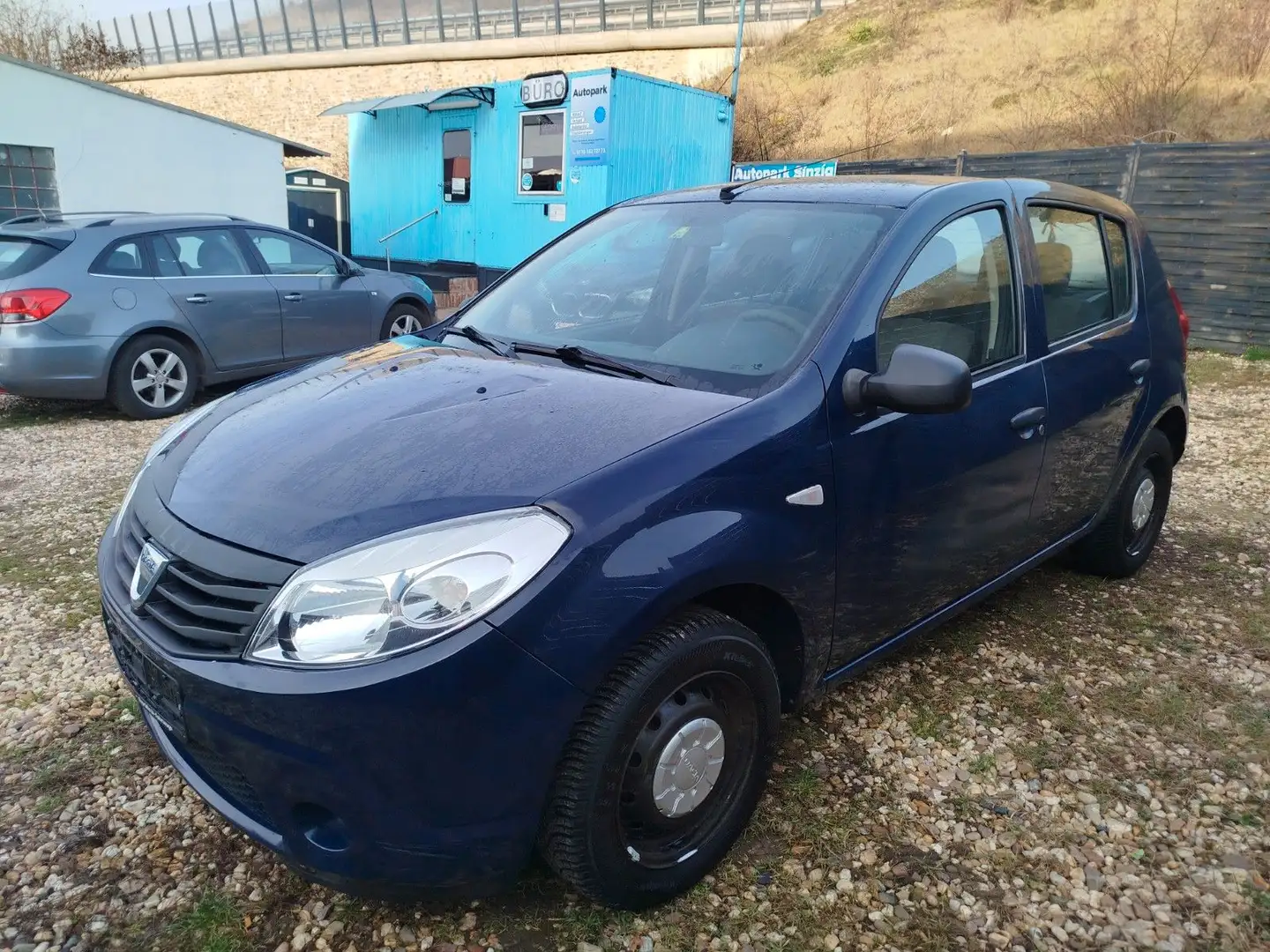 Dacia Sandero Basis 1,2*AHK*TÜV*Inspektion Blau - 1