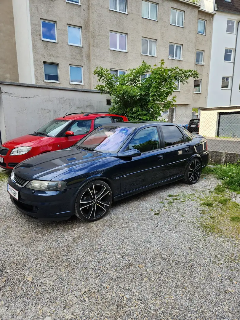 Opel Vectra Sport 2,0i 16V - 2