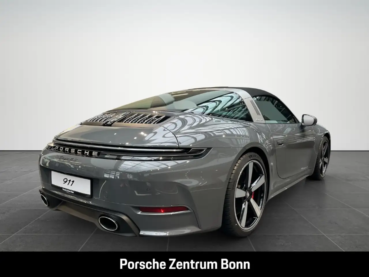 Porsche 992 911 Targa 4S BOSE Sitzbelüftung 21-Zoll 5