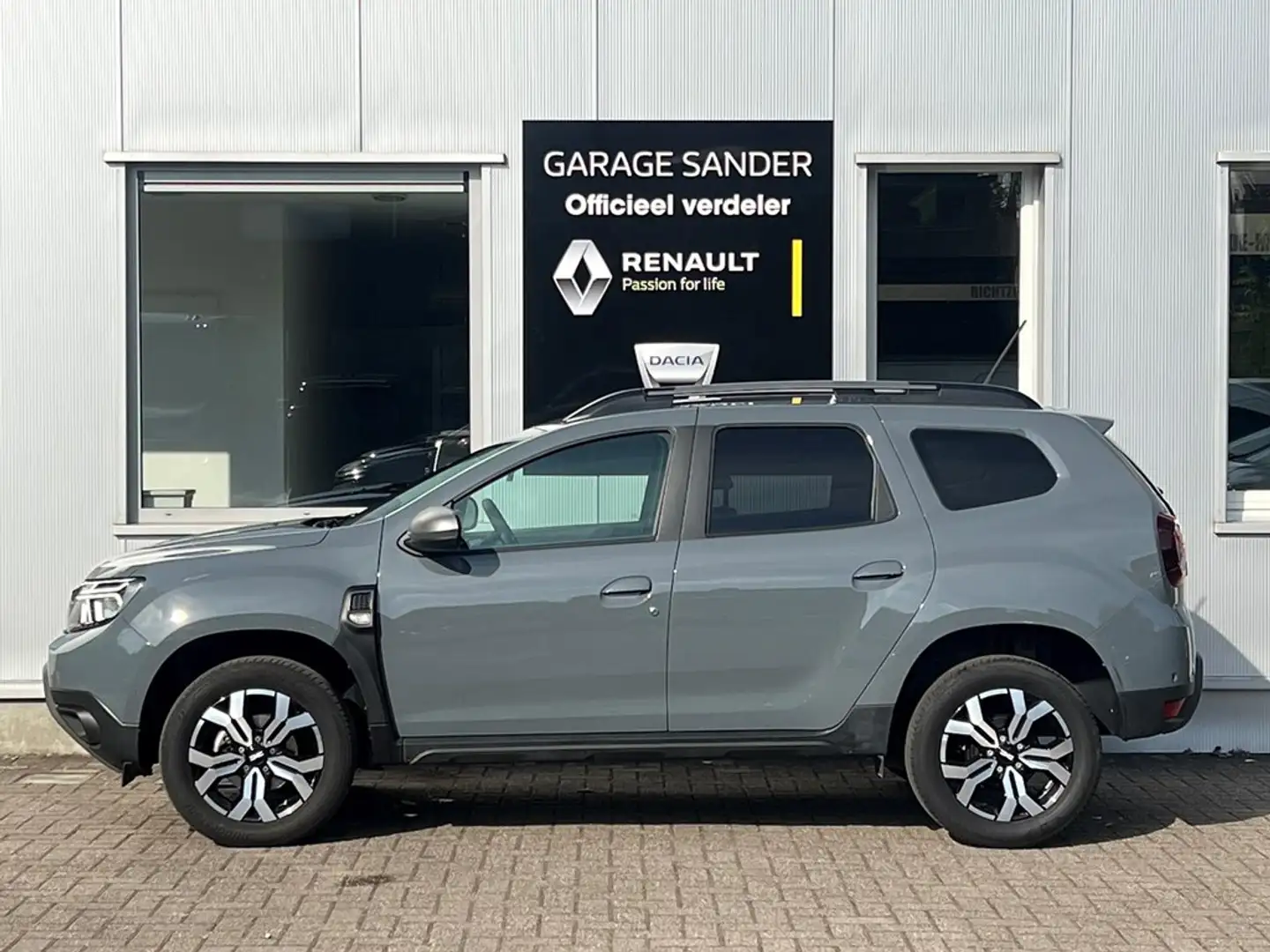 Dacia Duster TCe 150 Pk  Journey  * Automaat * Grijs - 2