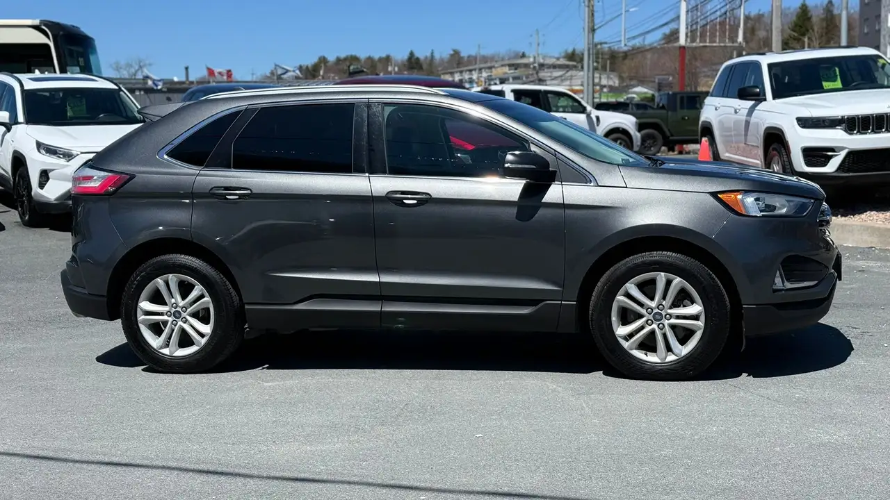 Ford Edge photo Ford Edge
