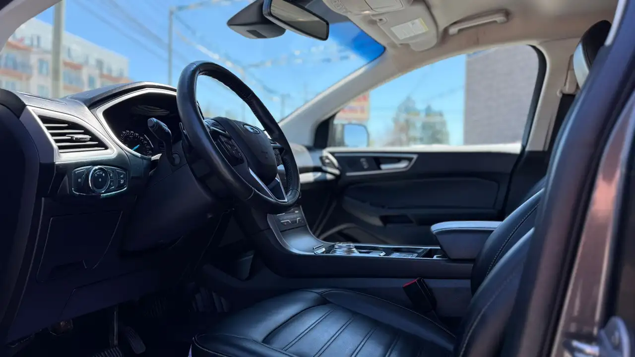 Ford Edge photo Ford Edge