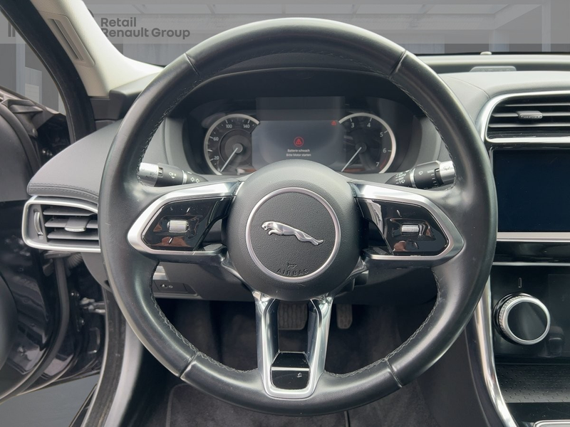 Jaguar XE P250 S Leder — photo 11