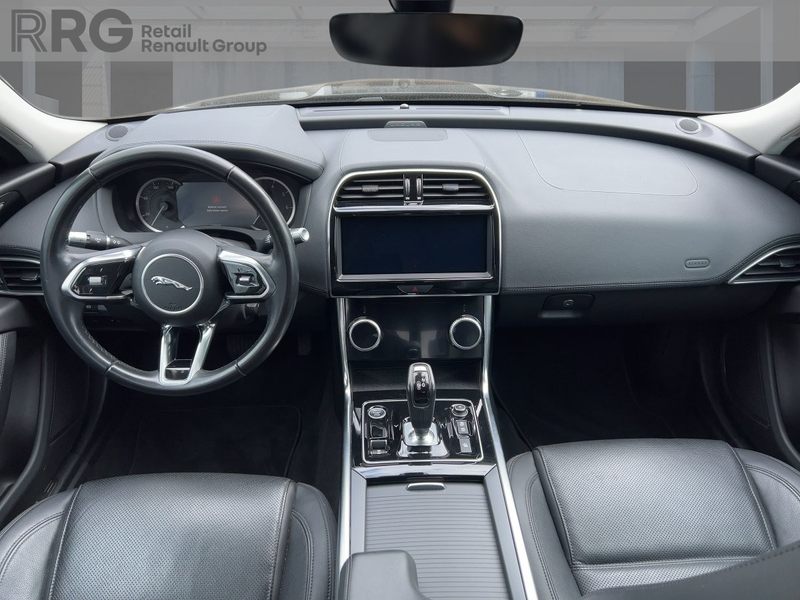 Jaguar XE P250 S Leder — photo 10