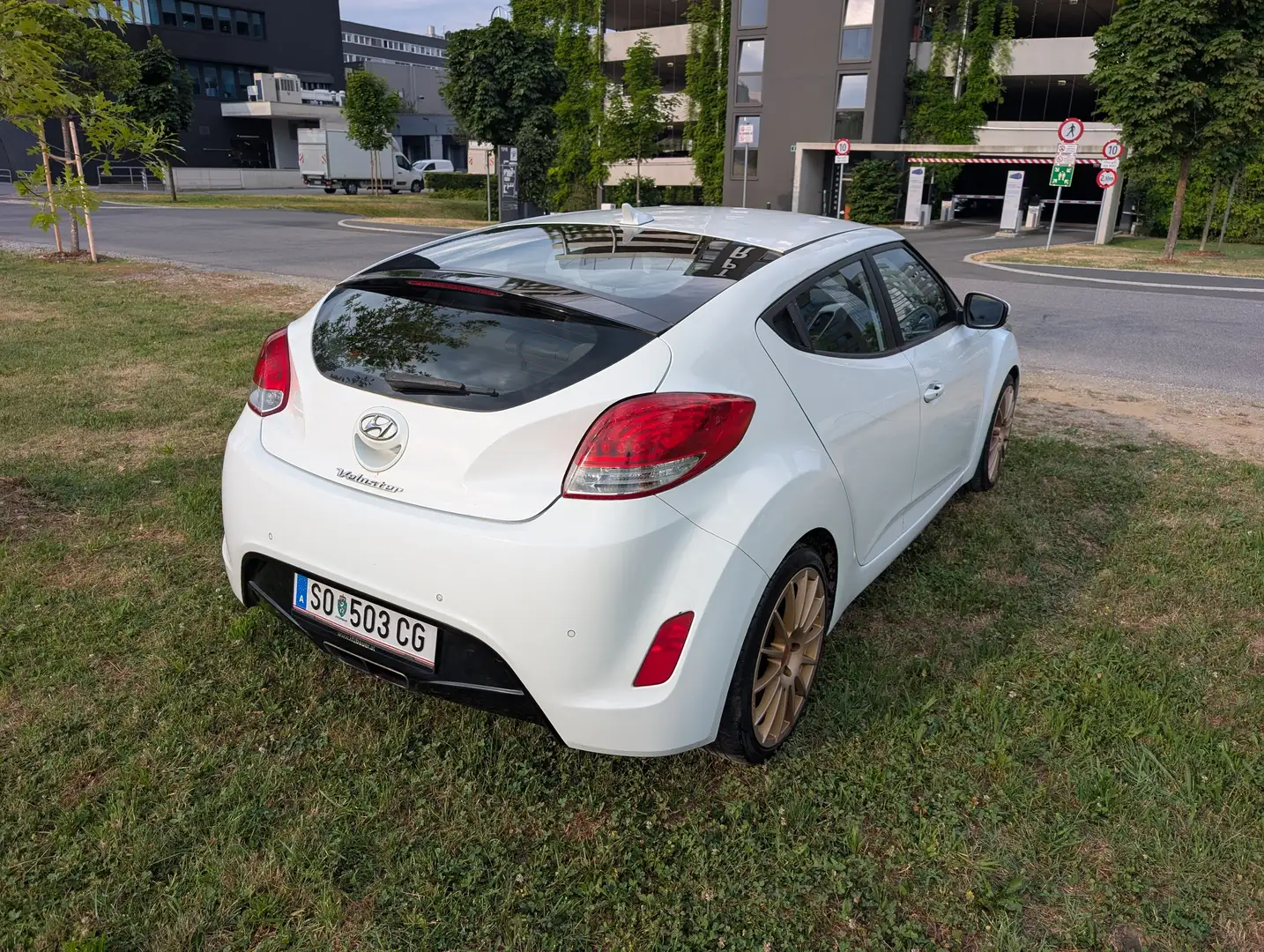 Hyundai VELOSTER Veloster 1,6 GDI Biały - 2