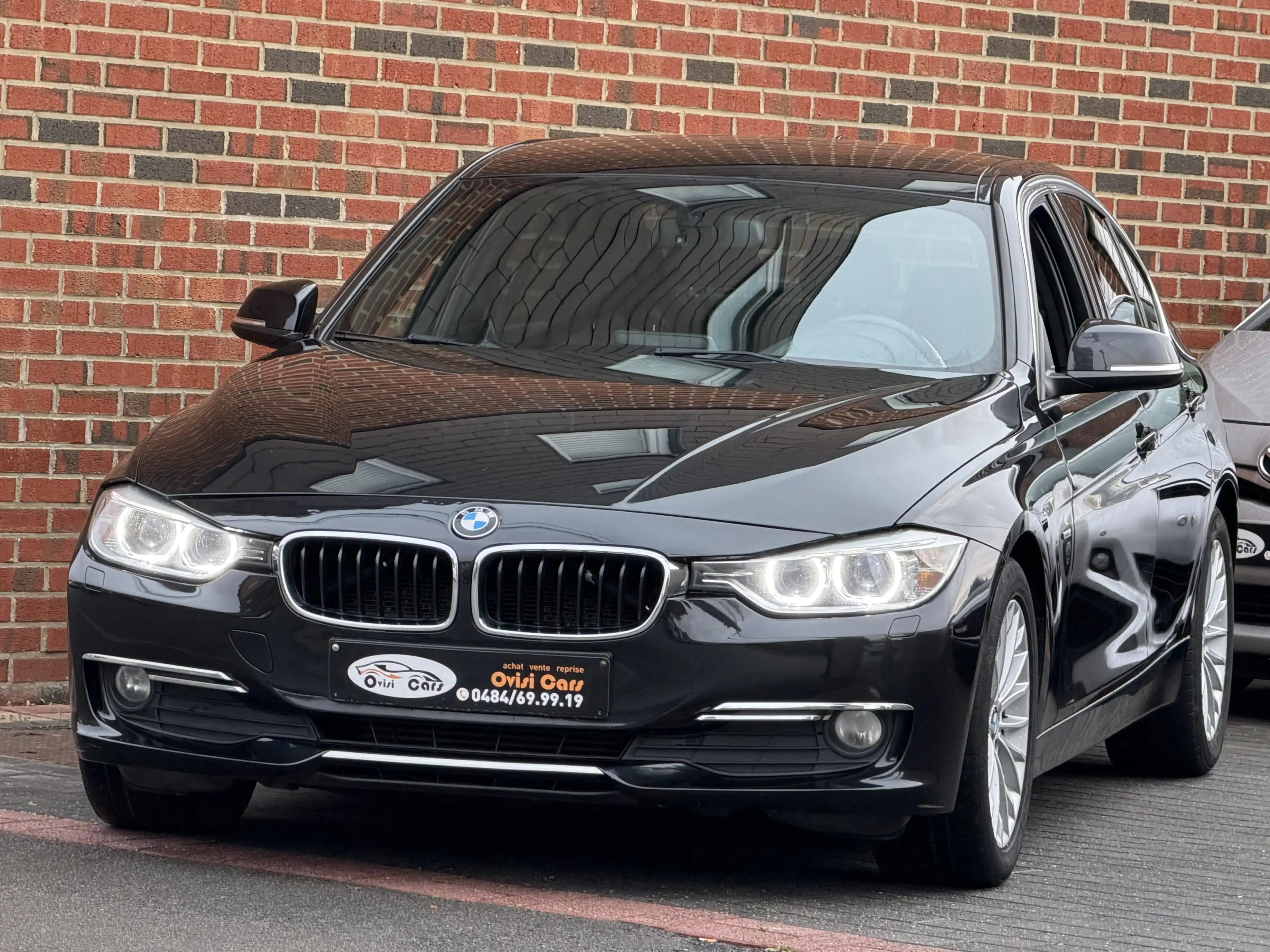 BMW 316 // ÉTAT NEUF / 1ERE PROPRIÉTÉ / — photo 4