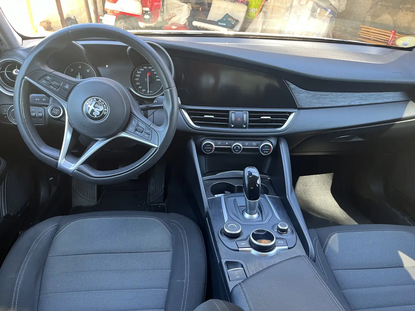 Alfa Romeo Giulia Giulia 2.2 160 ch AT8 Business Gris - 1