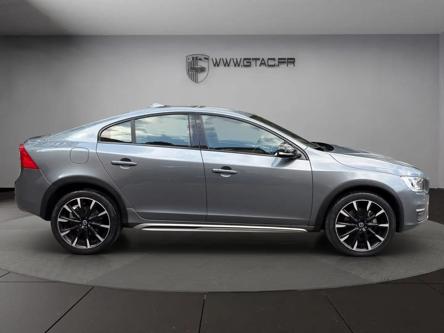Volvo S60 Cross Country Gris - 2