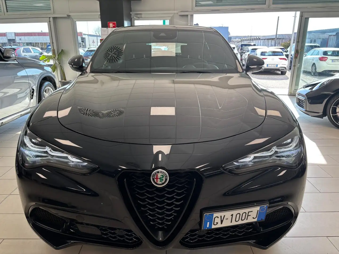 Alfa Romeo Stelvio 2023 2.2 t Sprint Q4 210cv auto UnProp IvaEsp Nero - 2