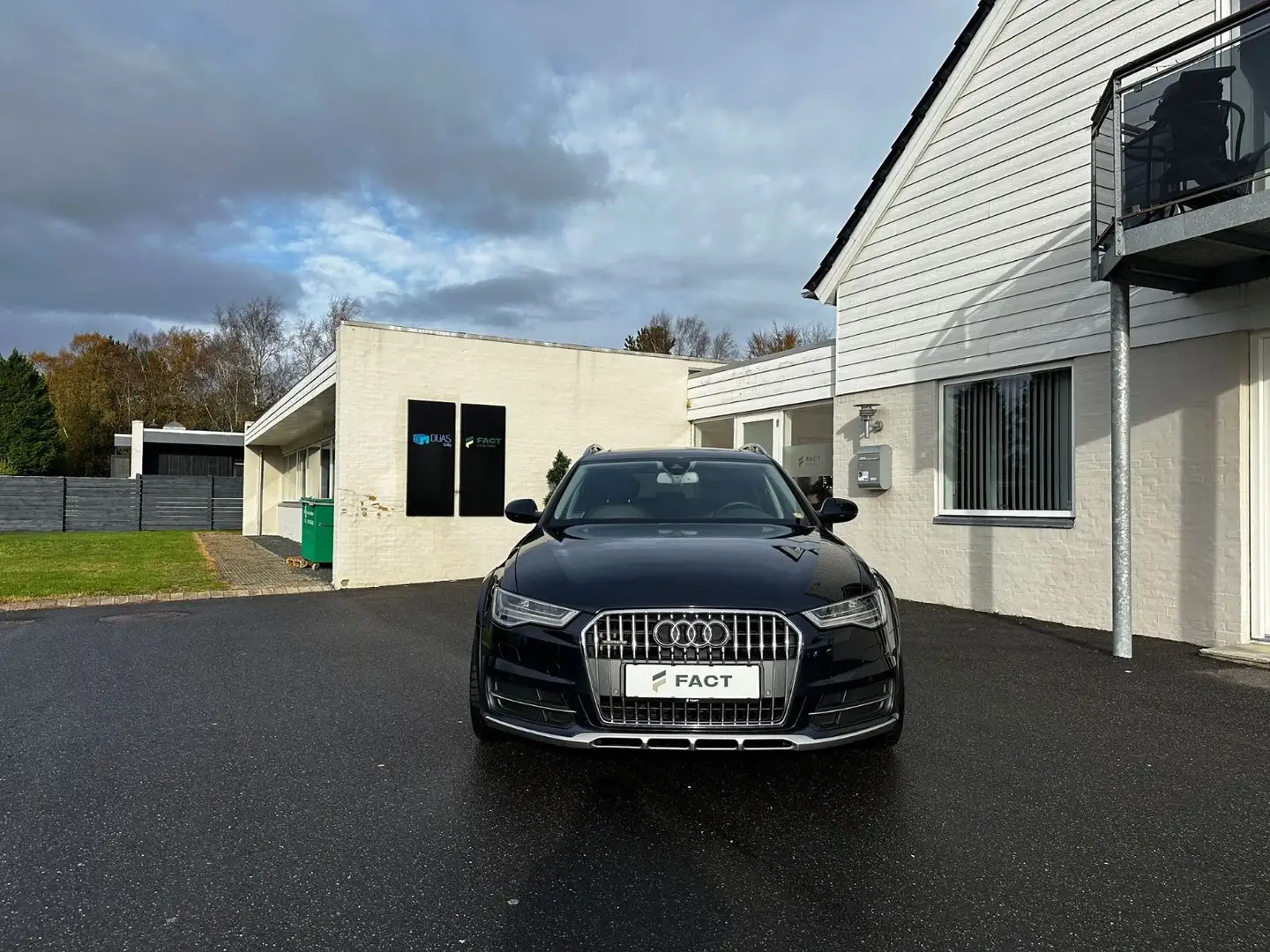 Audi A6 Allroad quattro 3.0 TFSI Blau - 2
