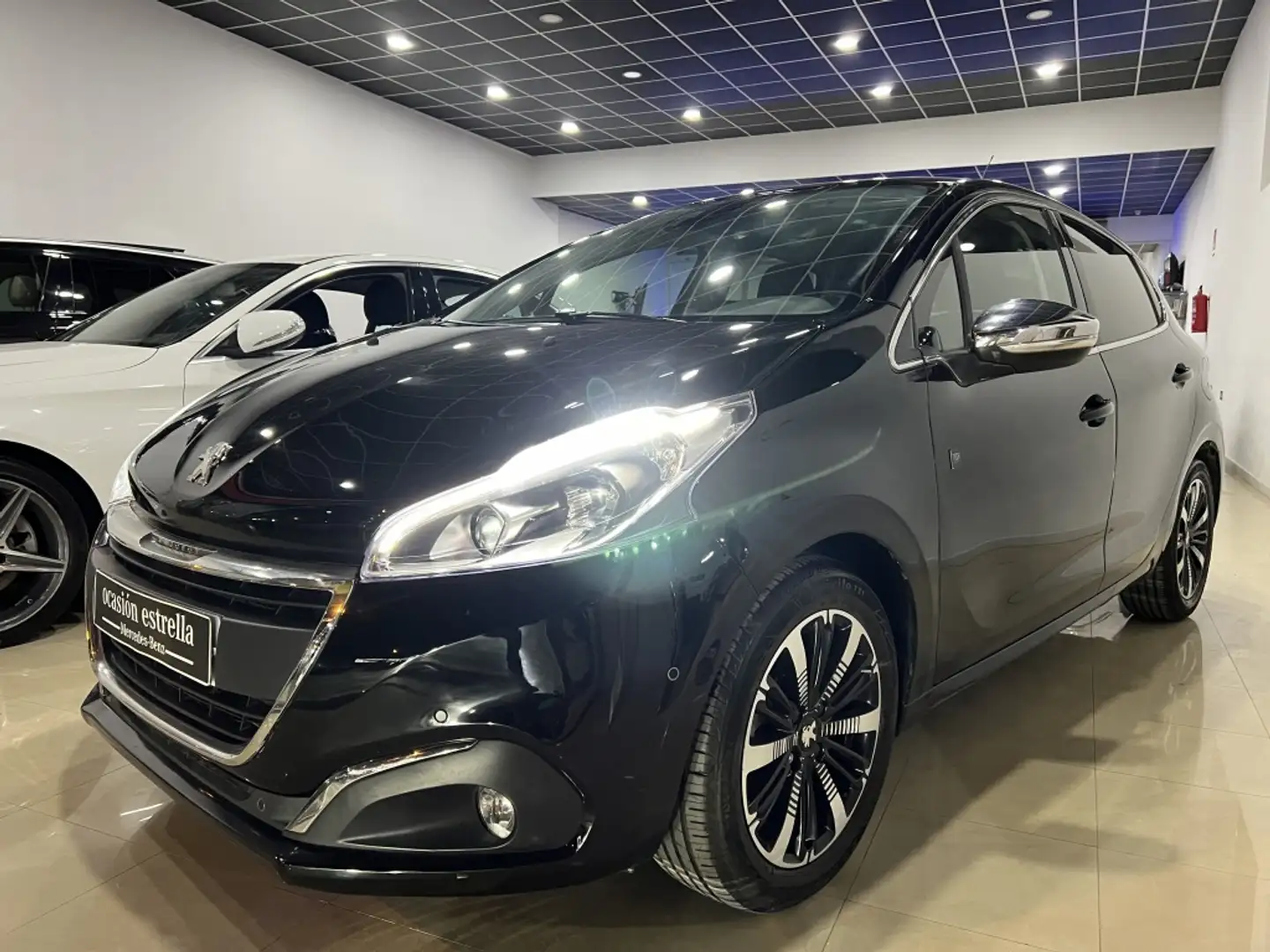 Peugeot 208 1.2 PureTech S&S Tech Edition EAT6 110 Euro 6.2 Nero - 2