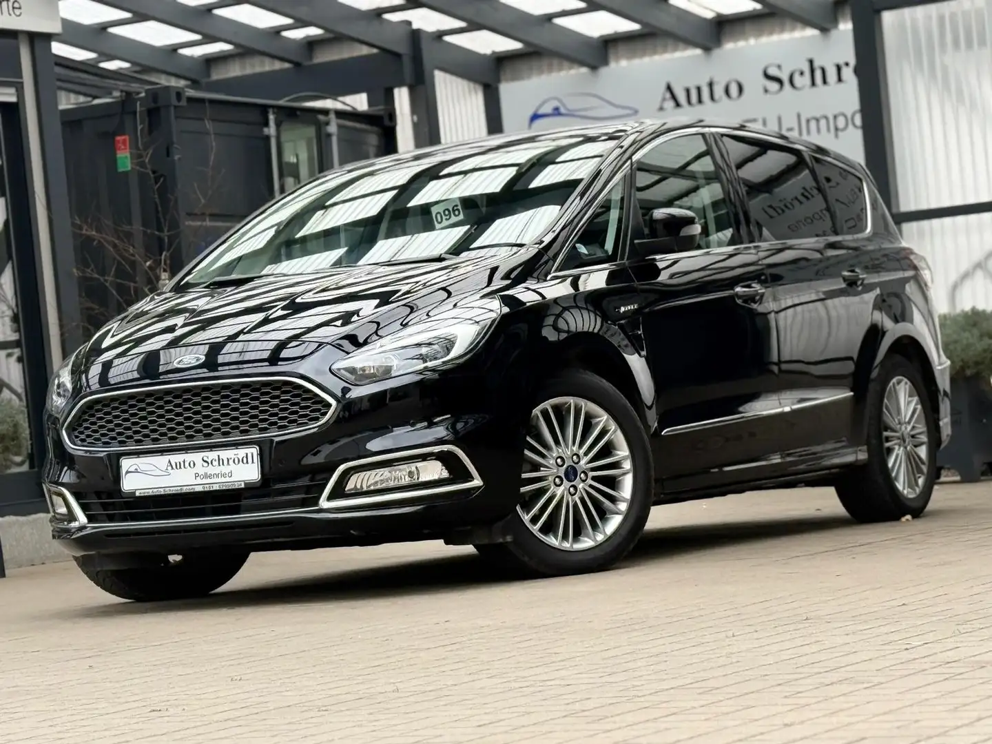 Ford S-Max Vignale 2.0 TDCI Bi-Turbo, AHK, LED, Sound, Kamera Schwarz - 1