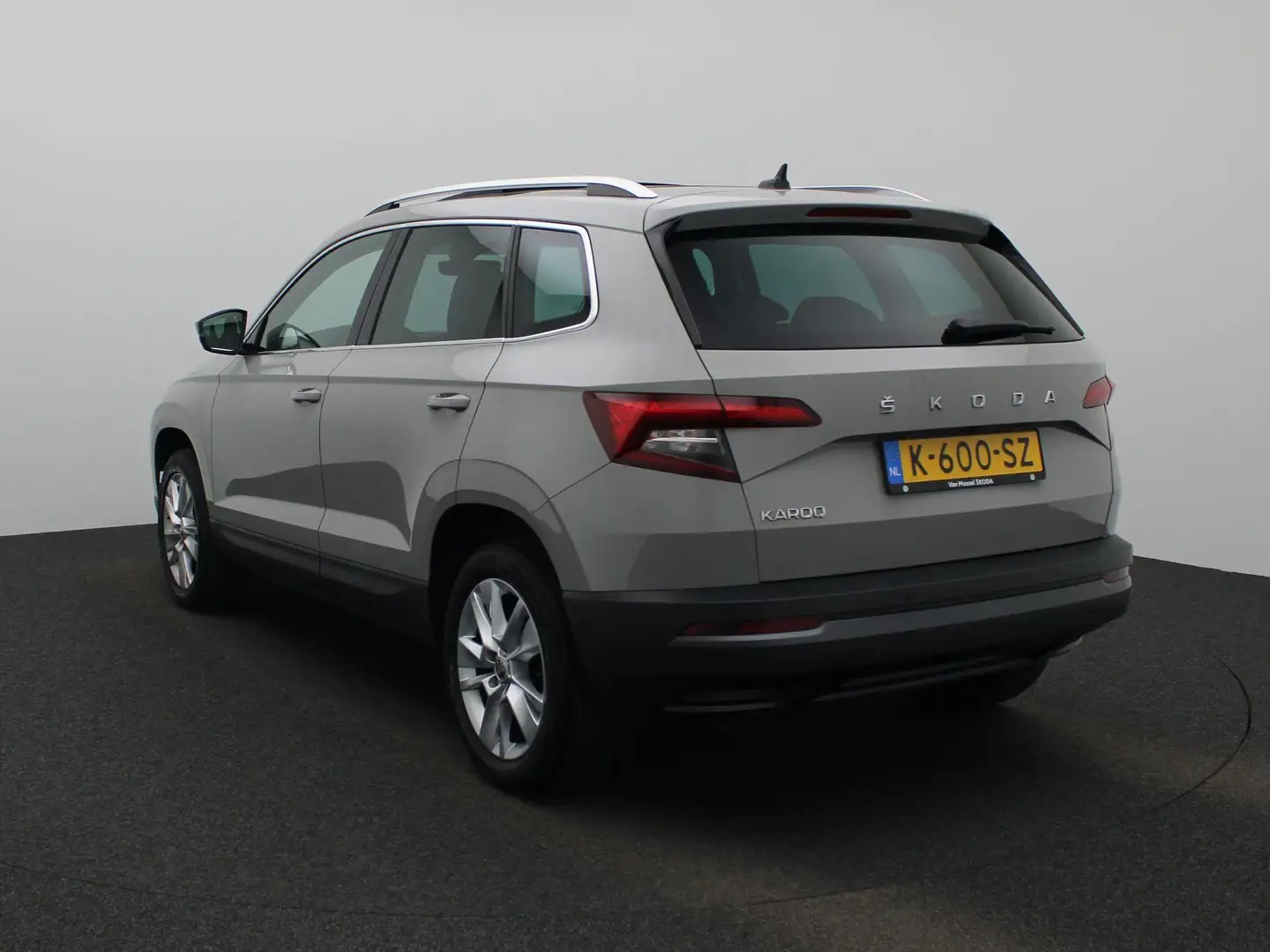 Skoda Karoq 1.5 TSI ACT Business Edition Plus | Camera | Navig Szary - 2