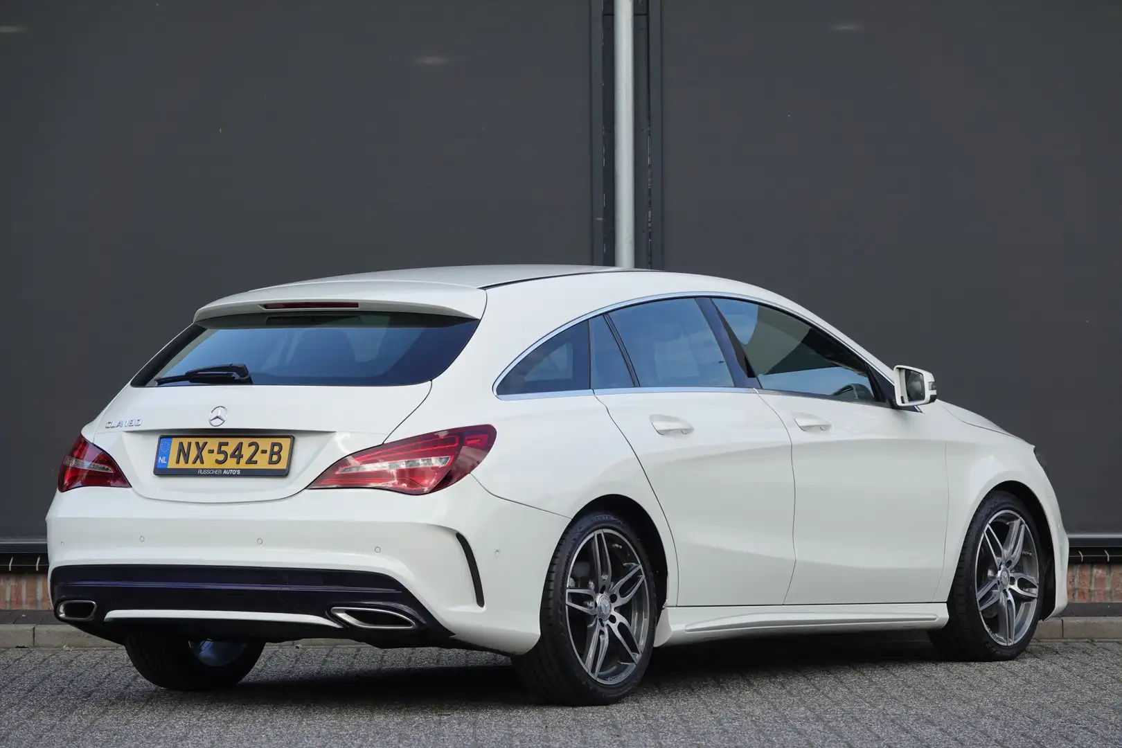 Mercedes-Benz CLA 180 Shooting Brake | 122Pk | AMG-Line | Achteruitrijca Blanco - 2