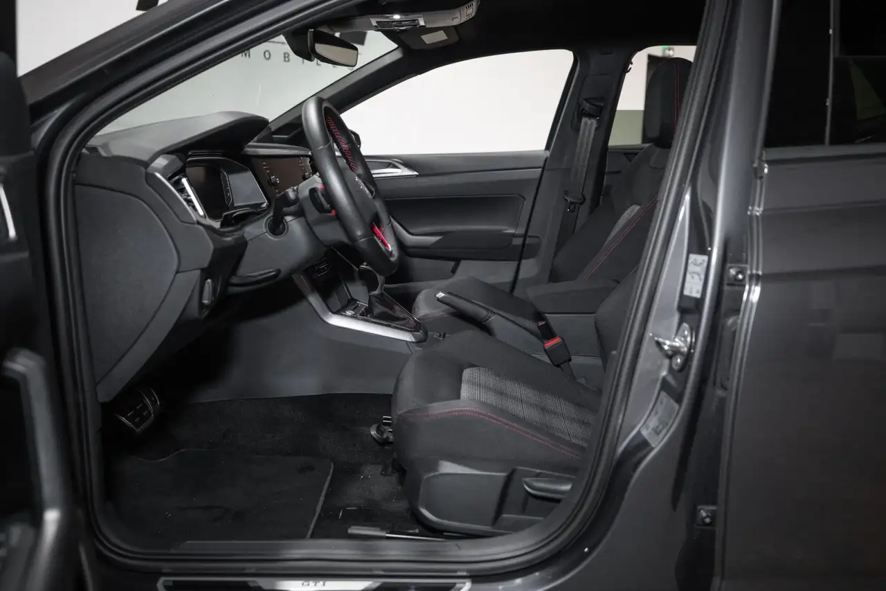 Volkswagen Polo GTI — photo 10
