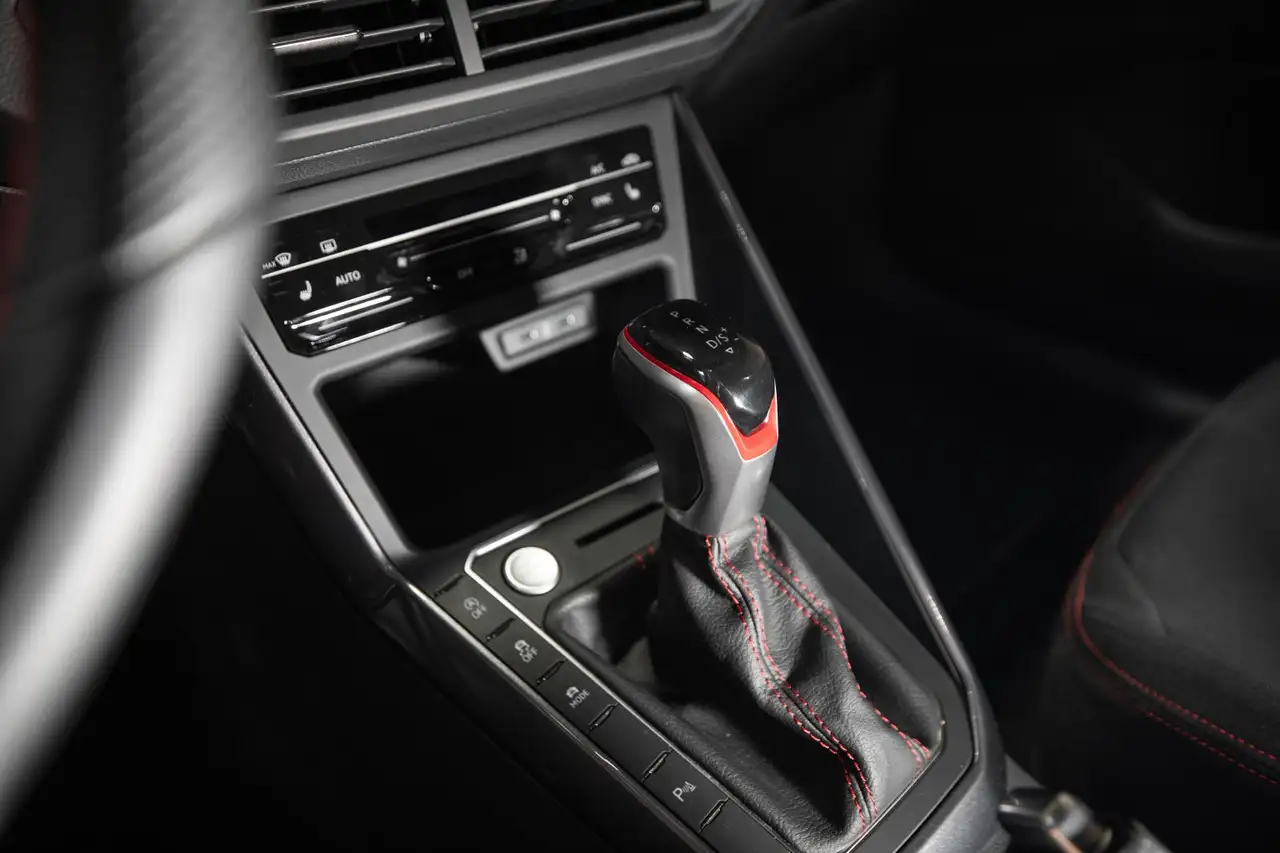 Volkswagen Polo GTI — photo 37