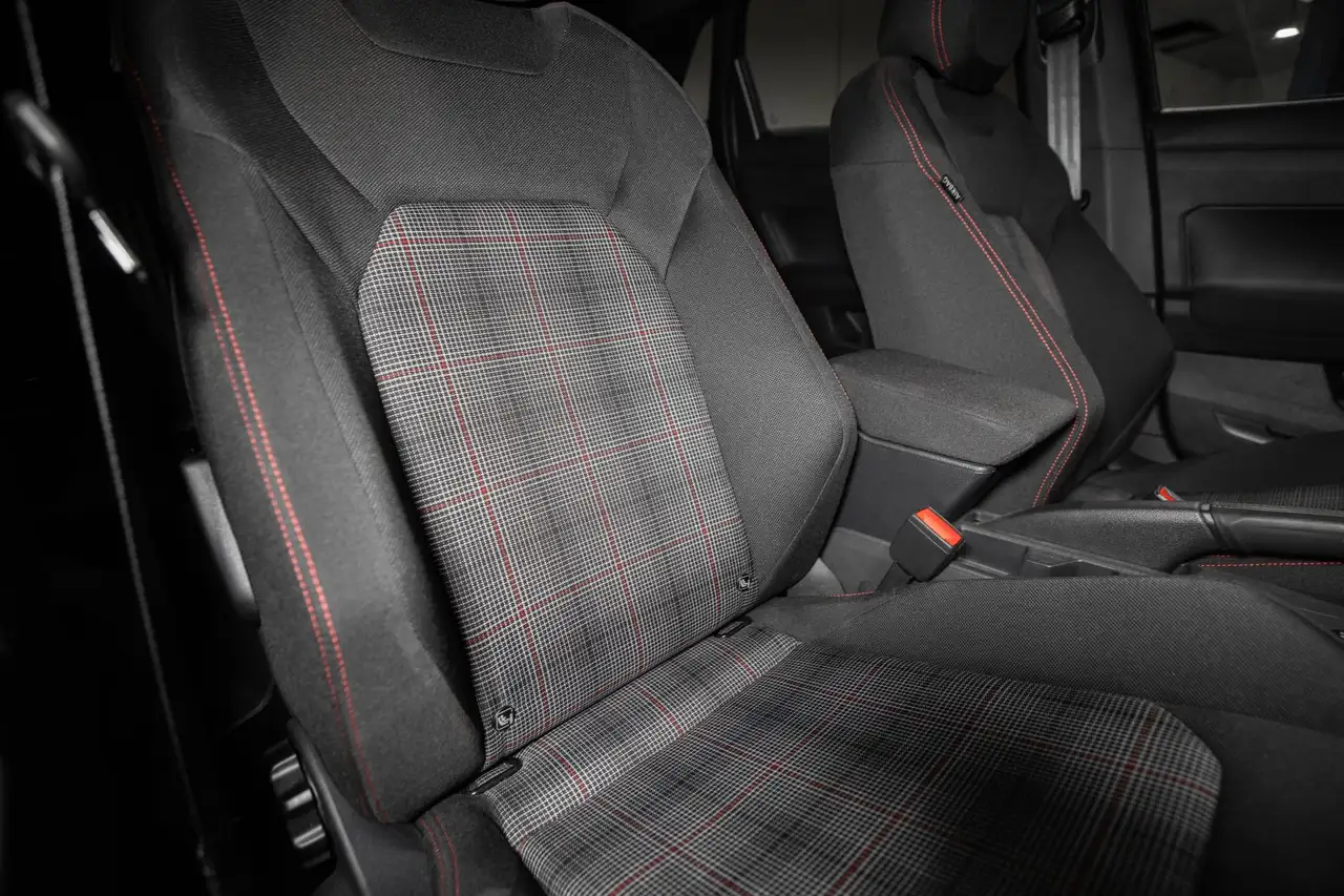 Volkswagen Polo GTI — photo 20