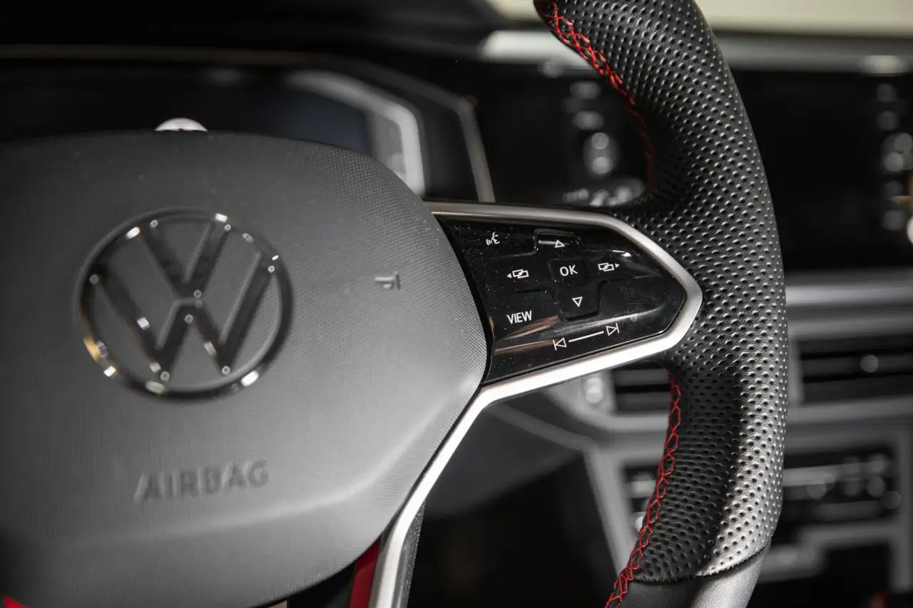 Volkswagen Polo GTI — photo 31