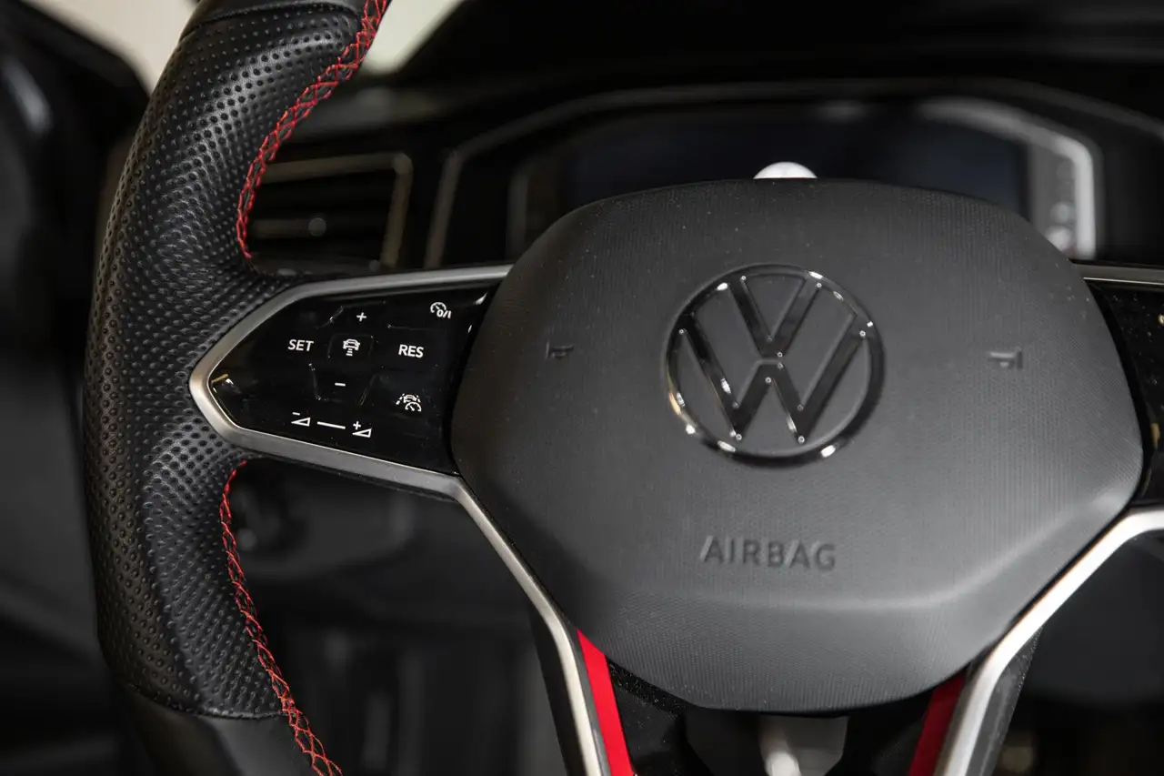 Volkswagen Polo GTI — photo 28