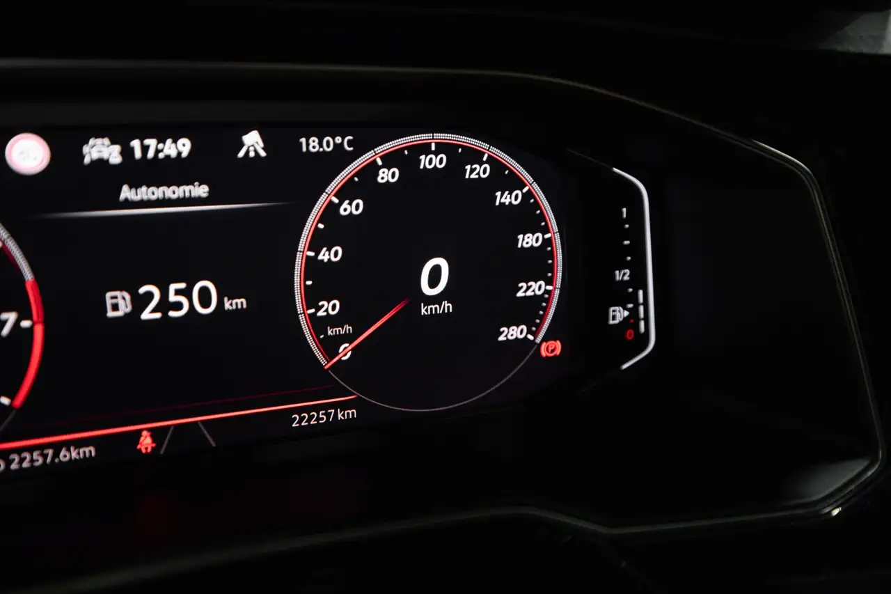 Volkswagen Polo GTI — photo 34