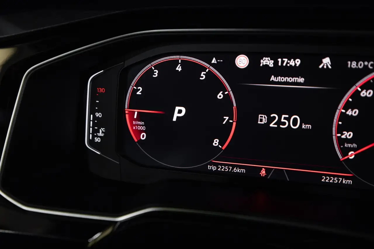 Volkswagen Polo GTI — photo 33