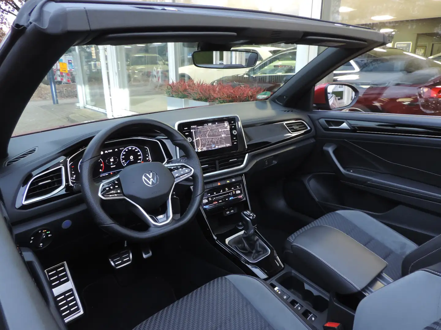 Volkswagen T-Roc Cabrio 1.5 TSI R-Line DSG (Nw. model) - IQ Drive P Rood - 2