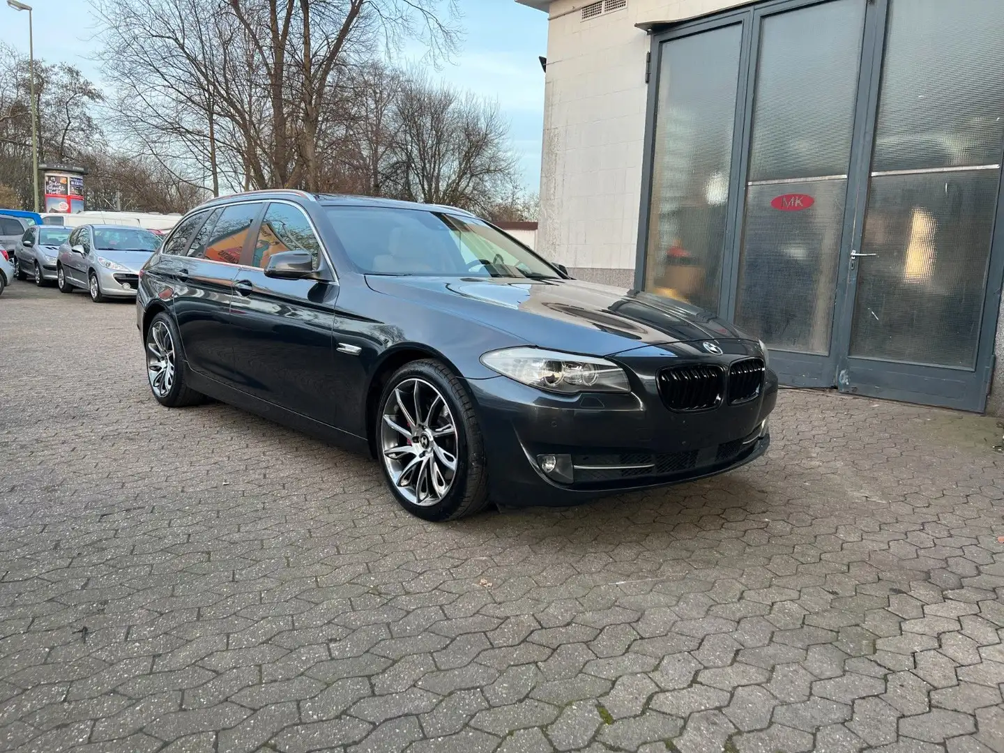 BMW 535 d Touring Navigation-Panorama Dach-Ledersitz Gris - 1