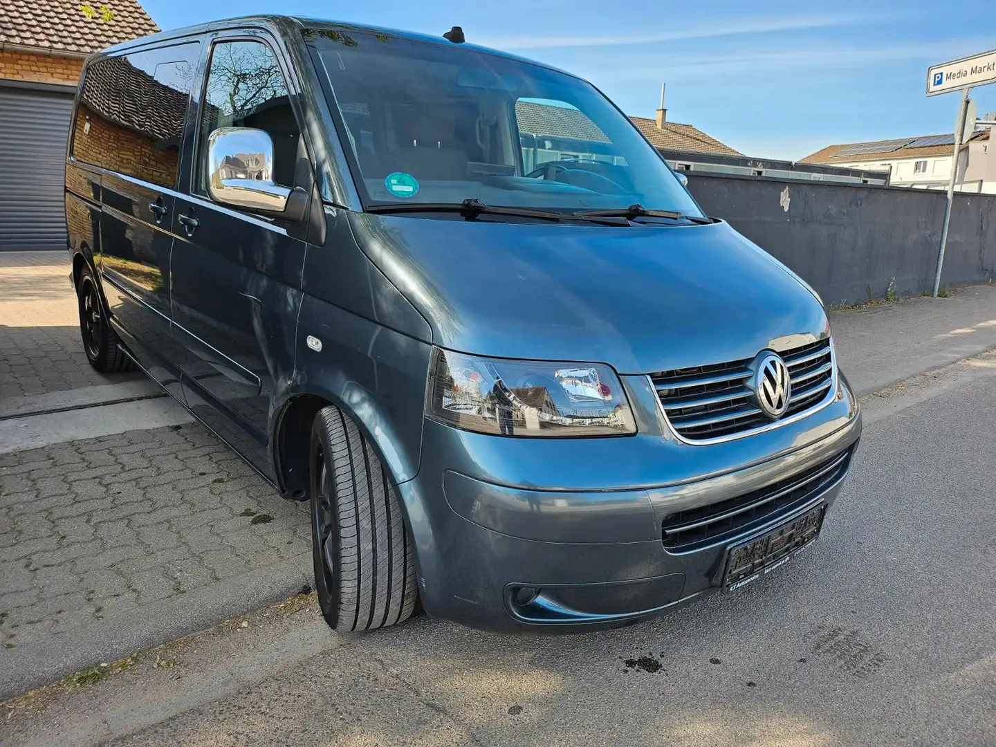 Volkswagen T5 Multivan 2,5 TDI Grau - 2