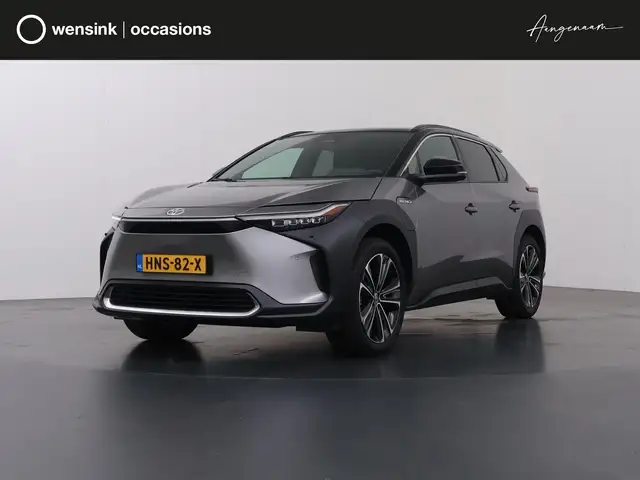 Toyota bZ4X Premium 71 kWh | SOH 96,8% | Trekhaak | Panoramada