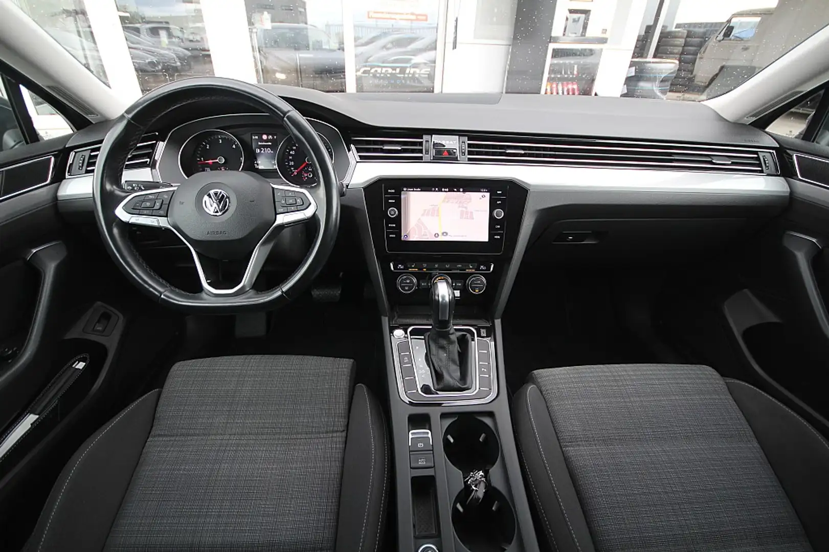 Volkswagen Passat Variant Business 2,0 TDI DSG |ACC |Kamera |LED |Anhänge... Gris - 2
