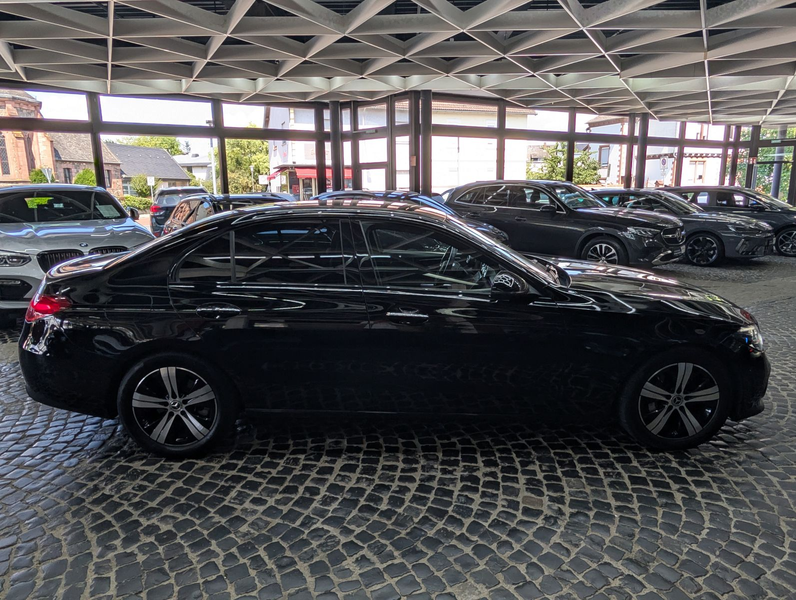 Mercedes-Benz C 220 d Limo MBUX LEDER LED AMBI ACC APP 4x SHZ — photo 9