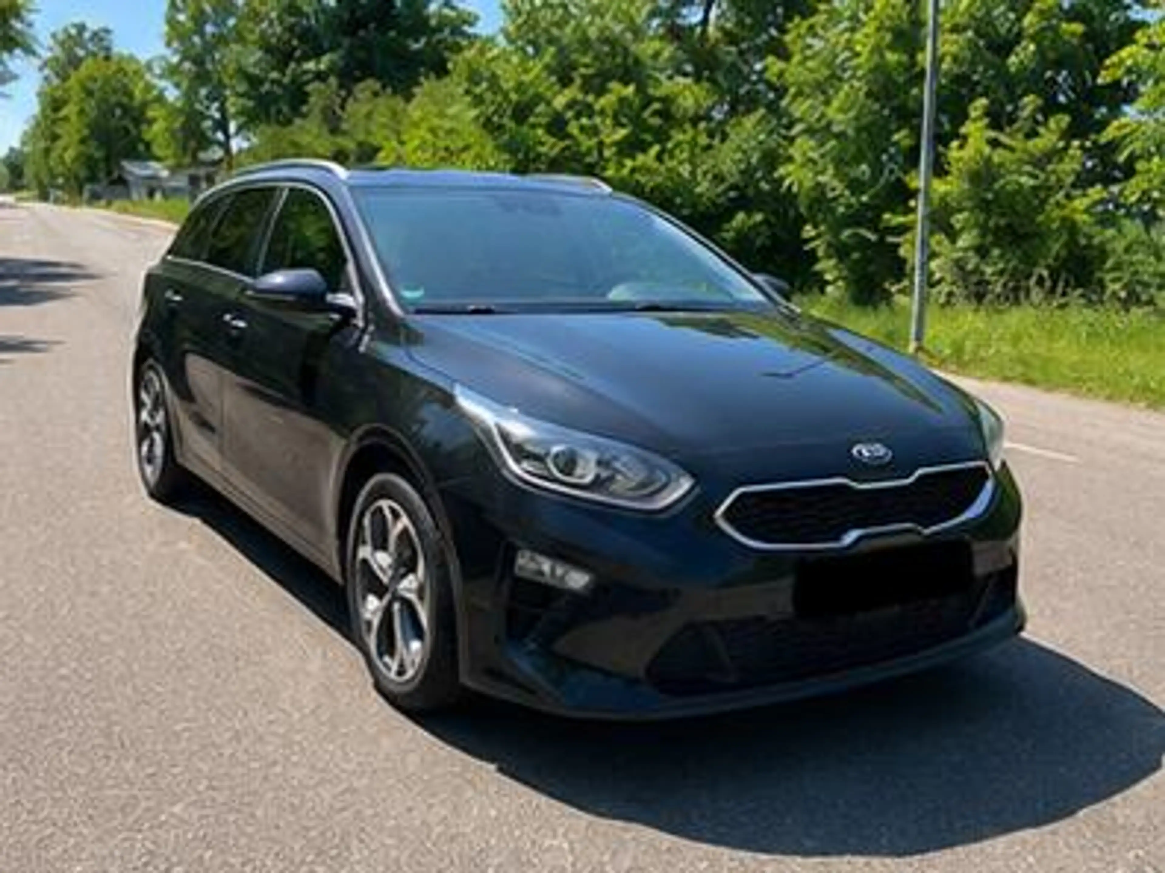 Kia Ceed SW / cee'd SW Ceed SW 1.6 CRDi Eco-Dynamics — photo 2