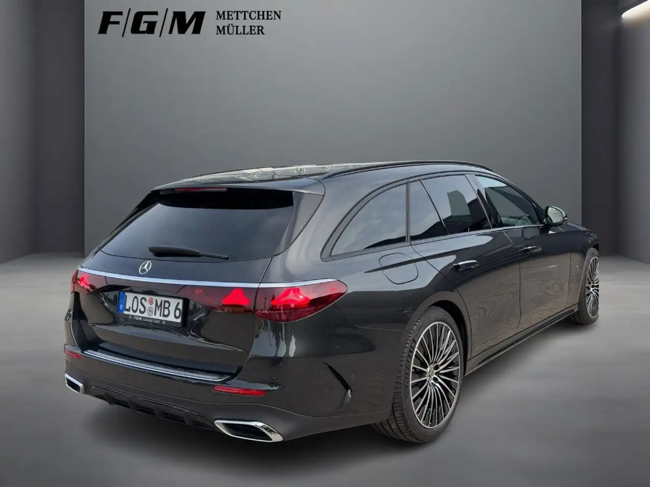 Mercedes-Benz E 300 E 300 de T AMG/Pano/AHK/HUD/Burm/DigiLi/Distr/Me 3