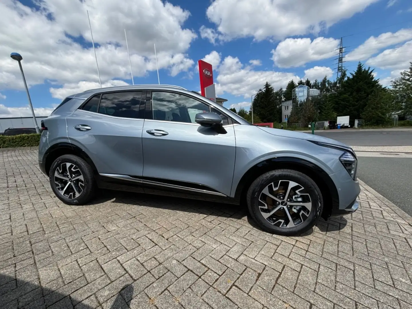 Kia Sportage 1.6 T-GDI HEV DCT 4WD Spirit Drive LED ACC Navi 4 Silber - 2