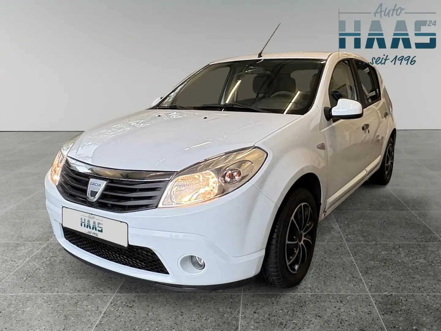 Dacia Sandero Laureate EXPORT Weiß - 1